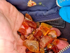 Ta plaża nad Morzem Bałtyckim słynie z bursztynów. Turyści ją uwielbiają