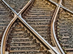 Oferta Unibepu i Track Tec za 874,1 mln zł ponownie wybrana na odcinek linii kolejowej nr 201