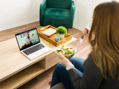 Wideoporada dietetyczna. Kiedy lepiej wybrać formę stacjonarną, a kiedy online?