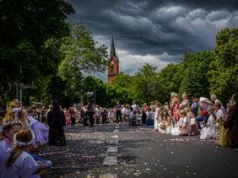 Procesja w deszczu?! Sprawdzamy, czego naprawdę spodziewać się w Boże Ciało w Pile i okolicy