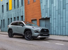 Toyota obniży cenę ubezpieczenia za mądrą jazdę. Rusza nowy program z PZU