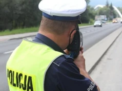 Pędził 115 km/h i bez pasów