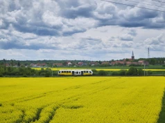 Ten tani bilet na pociąg to hit! Będzie obowiązywał nawet dłużej niż długi weekend