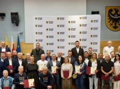 Boiska, trybuny, sprzęt – dolnośląskie kluby ze wsparciem samorządu