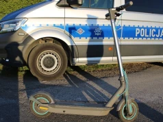 Od dziś nowe przepisy. Za brak kasku na hulajnodze i rowerze można dostać mandat
