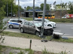 Pijany uderzył w latarnię na Rondzie Żaba. Miał 1,8 promila