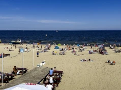 Sopot walczy z nagością. "Nieubranych klientów nie obsługujemy"