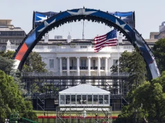 Trump: Arena budowana na galę MMA może pozostać na stałe przy Białym Domu