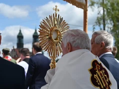 W Kościele katolickim w czwartek przypada uroczystość Bożego Ciała