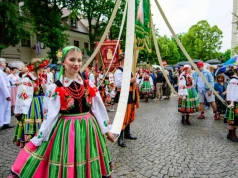 Boże Ciało 2026 w Łowiczu. Barwna procesja przeszła przez miasto