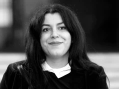 Nie żyje Marjane Satrapi. Jej powieść graficzna "Persepolis" porusza do dziś