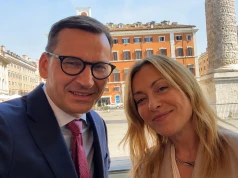 Morawiecki zaprosił Meloni na grilla. „Zobaczymy, co powie na karkówkę i kaszankę”