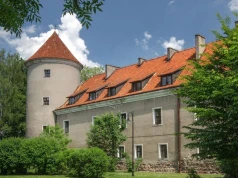 Odbudowany zamek krzyżacki w Pasłęku. Wokół tej budowli krążą legendy
