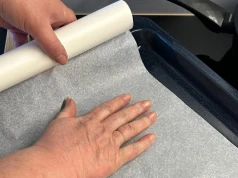 Robi to pół Polski. Nie zdają sobie sprawy, że wtedy papier do pieczenia uwalnia toksyny