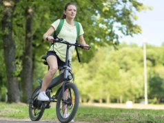 Nowe przepisy dla rowerów elektrycznych i hulajnóg w Illinois