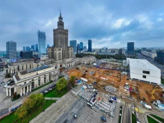 Warszawa kibicuje Mai Chwalińskiej. Tenisowa strefa kibica przy PKiNie