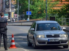 Kontrole graniczne na razie zostają. Niemiec nie obchodzi nowy pakt azylowy UE