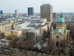 Księża budują plebanię na dawnym cmentarzu. Pochowano tam 4 tys. osób