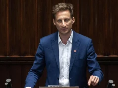 Uchodził za "najbiedniejszego posła" w Sejmie. Tyle ma teraz na koncie polityk KO