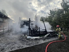 Tragiczny pożar pod Koninem. Nie żyje 17-latka, druga osoba trafiła do szpitala