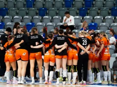 Ruchy kadrowe w Elmas-KPS APR Radom. Są przedłużenia kontraktów, nowy transfer i pożegnania