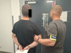 Nie chciał opuścić lokalu i groził policjantom. 27-latek w areszcie