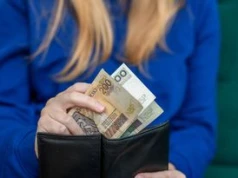 800 zł dopłaty do wakacji za chodzenie na edukację zdrowotną. Burza po decyzji gminy