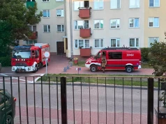Drażniący zapach w bloku w Lublinie. Jedna osoba poszkodowana, pracuje specjalistyczna jednostka