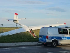 Wypadek szybowca w Krośnie. Nagle runął na ogrodzenie
