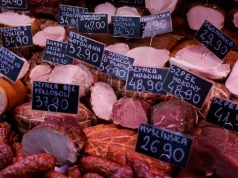Sprawdzili szynki z marketów. Niektóre tylko udają porządne mięso. Nie wkładaj ich do koszyka
