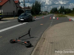 Elektryczną hulajnogą wjechał pod auto. Trafił do szpitala