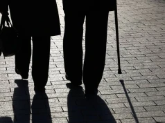 "Zapach starzenia się" to nie mit. Naukowcy wyjaśniają, dlaczego seniorzy pachną inaczej