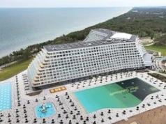 "360 euro za Bałtyk?". Niemcy piszą o hotelu Gołębiewski w Pobierowie