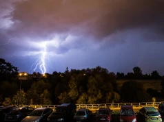 Groźne burze uderzą w Polskę. IMGW wydał alerty