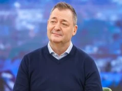 Jego żona jest o 20 lat młodsza od niego. To ona spłaciła jego długi