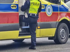 Wypadek na DK74 w Bodaczowie. Zderzyły się osobówka i karetka, pięć osób rannych