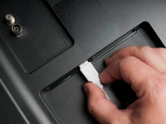Nie doceniasz portu USB we własnym telewizorze. 5 korzyści, które warto znać