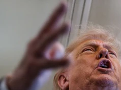 Trump nie wytrzymał. Powiedział dziennikarce, że jest "głupia", wstał i wyszedł