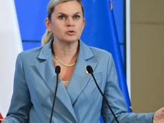 Zmiany nie wyciszą konfliktu. "W edukacji od dawna obowiązuje hasło: jak pani każe, tak ja łażę”