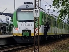 Rodzice obudźcie się zanim będzie za późno. Wasze dzieci ryzykują życiem jadąc na dachu pociągu