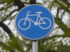 Budowa drogi rowerowej na ul. Walerego Sławka. W poniedziałek wchodzą nowe zmiany