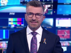 Widzowie od razu zwrócili na to uwagę. Łuczyński wyjaśnił swój gest w programie "19.30"