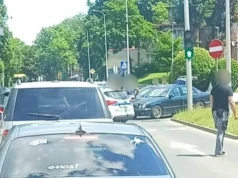 Zderzenie z udziałem motorowerzystki. Utrudnienia na ulicy Wolności