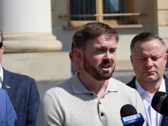 Konferencja Ruchu Narodowego w Lublinie po ataku na mieszkańca. Grzegorz Jurak: „Chciałbym dalej czuć się bezpiecznie”