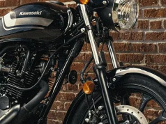To Kawasaki wygląda jak motocykl z dawnych zdjęć. I kosztuje mniej niż niejeden skuter