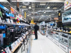 Unijna rewolucja uderzy w sklepy z elektroniką. Koniec z wymuszaniem zakupu nowego sprzętu