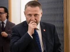 Układ na Mazowszu pod parasolem ochronnym. Politycy z wyrokami rządzą w najlepsze
