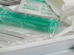 HPV zbiera śmiertelne żniwo, a szczepi się tylko co piąte dziecko. "Cel to jest 60 proc. do 2028 roku"