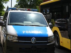 Awantura w autobusie w Radzionkowie. Mężczyzna nękał przerażone dziecko
