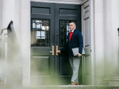 Jedno selfie na L4 i tracisz wszystko. ZUS zaczął polowanie
